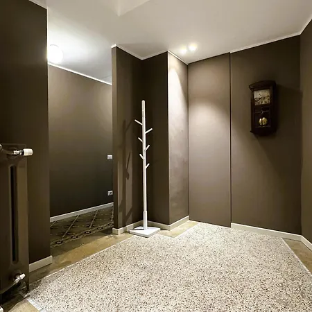 In Historic Building- Porta Venezia Appartamento Milano