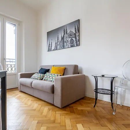 Appartamento In Historic Building- Porta Venezia Milano
